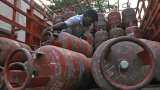 LPG gas cylinder price: Big savings in kitchen budget! Gas prices cut by Rs 61 LPG gas cylinder price: Big savings in kitchen budget! Gas prices cut by Rs 61