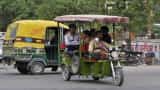 Delhi in times of Covid: Crowded e-rickshaws, no masks, buzzing markets Delhi in times of Covid: Crowded e-rickshaws, no masks, buzzing markets