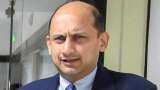 Need to divest stakes in public sector banks in graceful manner: Viral Acharya