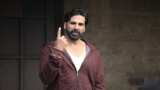 Akshay Kumar to go into the wild with Bear Grylls Akshay Kumar to go into the wild with Bear Grylls