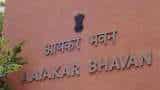 ITR Last Date: CBDT again extends last date for Income Tax Return filing for AY 2019-20; check new deadline ITR Last Date: CBDT again extends last date for Income Tax Return filing for AY 2019-20; check new deadline