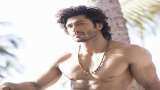 Bruce Lee, Jackie Chan, Chuck Norris, Steven Seagal - Vidyut Jammwal! Yes, this Indian celebrity recognised as top martial artist in the world