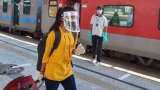 Passengers ALERT! Negative RT-PCR result or vaccination certificate mandatory for Maharashtra travellers entering Karnataka Passengers ALERT! Negative RT-PCR result or vaccination certificate mandatory for Maharashtra travellers entering Karnataka