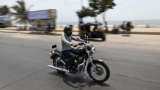 Government proposes 40 kmph speed limit for motorcycles with child pillion passenger Government proposes 40 kmph speed limit for motorcycles with child pillion passenger