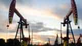 Oil falls on expected deal to tap emergency crude reserves