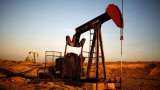 Oil rises, hovers near 7-year highs on supply fears, political risks