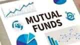 Large-Cap Mutual Funds&#039; net inflows see 650% QoQ growth to Rs 3,950 cr in December; Axis Bluechip brags of highest AUM in q3