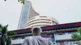 Share Bazaar Live: Market&#039;s weak start, Sensex falls 150 points, Nifty falls below 17750, banking, financial stocks drag