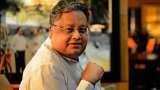 Rakesh Jhunjhunwala trims position in Titan company, sells 4 lakh shares in q4; 17% upside seen in this Tata Group stock in one year 