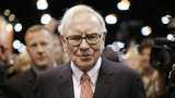 Warren Buffett will auction off the world&#039;s most expensive lunch to raise money for a California homeless charity