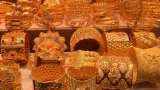 Akshaya Tritiya Special: Customers throng jewellery markets in Delhi as Gold prices come down Akshaya Tritiya Special: Customers throng jewellery markets in Delhi as Gold prices come down