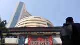 Share Bazaar Live: Indices Open Flat;  Nifty 50 Around 15,700, Sensex Down By 111 Points