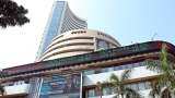 Share Bazaar Live: Indices Open Flat Amid Mixed Global Cues; Sensex Gains 100 Points, Nifty Above 17,850