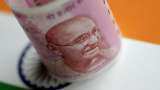 Rupee vs Dollar: Indian currency falls 4 paise to 79.88 against $ 
