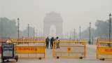 Delhi Air Pollution: Smog envelopes Delhi-NCR, capital struggles to breathe as AQI worsens | PHOTOS 