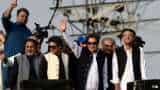 Pakistan: Imran Khan&#039;s Party Resumes Stalled Long March