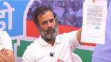 Veer Savarkar Row: Congress Leader Rahul Gandhi Targets Savarkar During Bharat Jodo Yatra Veer Savarkar Row: Congress Leader Rahul Gandhi Targets Savarkar During Bharat Jodo Yatra