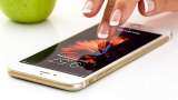 88 pc married Indians feel that excessive smartphone use is hurting relationship: Study 88 pc married Indians feel that excessive smartphone use is hurting relationship: Study