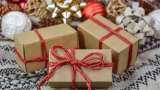 Secret Santa Gift Ideas 2022: Your guide to play traditional Christmas game | List of affordable gifts, Santa Claus gifts
