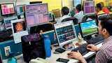 Closing Bell: Frontline indices end Friday in red; Sensex tanks 460 points, Nifty declines nearly 150 points