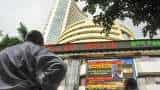 Final Trade: Sensex Advances To 60,979; Nifty Closes Flat At 18,118 | Closing Bell