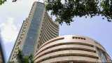 Traders' Diary: Buy, sell or hold strategy on ITC, Bajaj Finance, BEL, Granules, United Spirits, 15 other stocks today Traders' Diary: Buy, sell or hold strategy on ITC, Bajaj Finance, BEL, Granules, United Spirits, 15 other stocks today