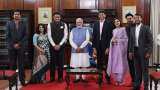 PM Modi meets actors Yash, Rishab Shetty, other Kannada film industry icons and sportspersons in Bengaluru - PHOTOS PM Modi meets actors Yash, Rishab Shetty, other Kannada film industry icons and sportspersons in Bengaluru - PHOTOS