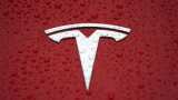 Tesla recalls 'Full Self-Driving' to fix flaws in behaviour