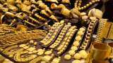 Commodities Live: Gold, Silver Prices Today Extend Fall On Strong US Dollar, Fed's Powell Remarks Commodities Live: Gold, Silver Prices Today Extend Fall On Strong US Dollar, Fed's Powell Remarks
