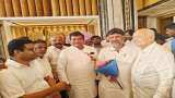 2023 Karnataka Elections: Siddaramiah reaches Delhi, while Shivakumar cancels meeting