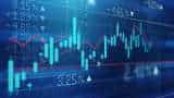 AMCs under pressure after SEBI proposes uniform total expense ratio for MFs AMCs under pressure after SEBI proposes uniform total expense ratio for MFs