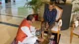 Madhya Pradesh: CM Shivraj Washes Feet Of Dalit Labourer Dashmath Rawat