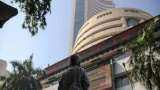 Final Trade: Heavy selling in the stock market; Sensex 500 closed down