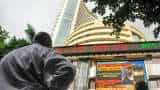 Final Trade: Stock market slipped on the first day of the week, Sensex closed down 300 points, ITC fell 4%