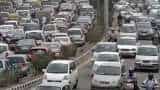 Traffic briefly halted at ITO due to Delhi BJP&#039;s protest against AAP