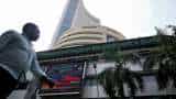 Final Trade:  Stock market closed with a fall for the second consecutive day, the Sensex lost 106 points