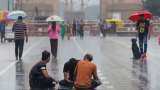 Delhi weather update: Records minimum temperature of 25.2 degrees Celsius, light rain likely during day