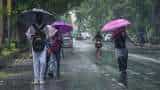 Delhi weather: Cloudy skies, light rains likely in city