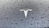 Tesla urges US to adopt much tougher fuel efficiency rules