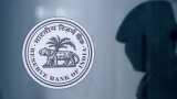 RBI nudges reluctant lenders to raise savings deposit rates