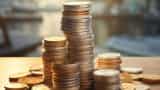 SIP calculator: Know how Rs 200/day investment can help you become crorepati at 50