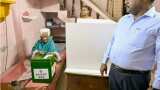 LS Polls Phase 5: 543 senior citizens and 9 PwDs cast votes from home in Mumbai