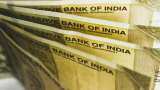 SIP vs Post Office RD: Which investment option can give you higher returns on Rs 25,000 monthly investment in 5 years? See calculations