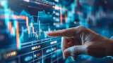 Midday Market Report: Nifty dips below 22,550 as bank, IT stocks drag; smallcap index outperforms