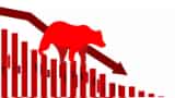 Final Trade: Sensex sheds 375 points, Nifty ends at 25,111 as IT, bank stocks slide Final Trade: Sensex sheds 375 points, Nifty ends at 25,111 as IT, bank stocks slide
