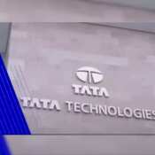 After a two-day pause, Tata Technologies trades in green again
