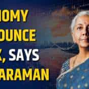 Nirmala Sitharaman: Economy to Improve in Coming Quarters