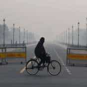 Delhiites wake up to overcast sky, light rain expected 