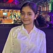  Avni Thapliyal