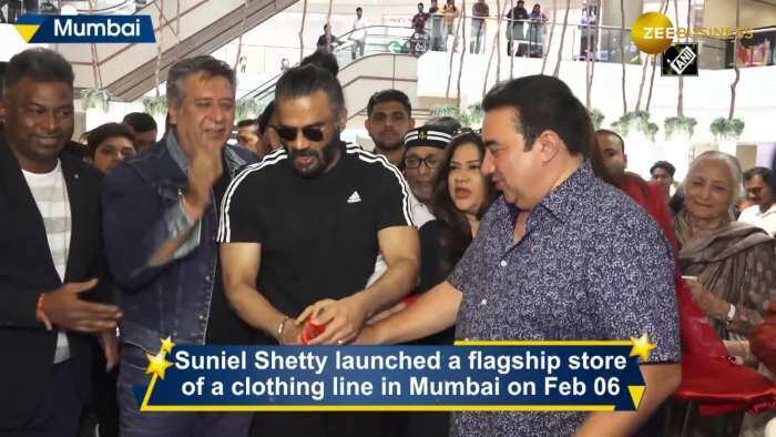 Fashion should not dictate us but we should dictate fashion: Suniel Shetty